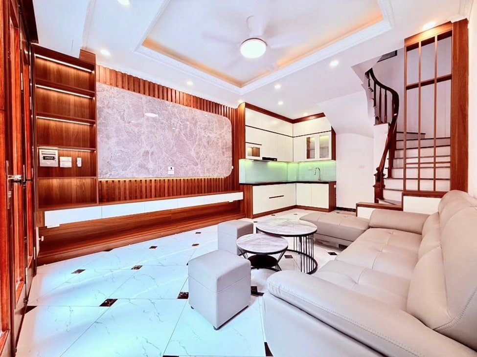 NHÀ ĐẸP GIÁ CHẤT – NỘI THẤT CHỈNH CHU – TIỆN ÍCH BAO QUANH