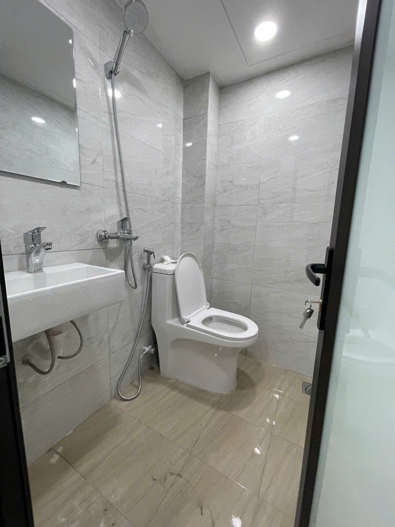 CHƯA ĐẾN 3TỶ MÀ CÓ NGAY NHÀ PHỐ - TRUNG TÂM THANH XUÂN - HÀ NỘI - CHỦ CẦN BÁN GẤP NÊN TẶNG FULL NỘI THẤT - SẴN Ở LUÔN