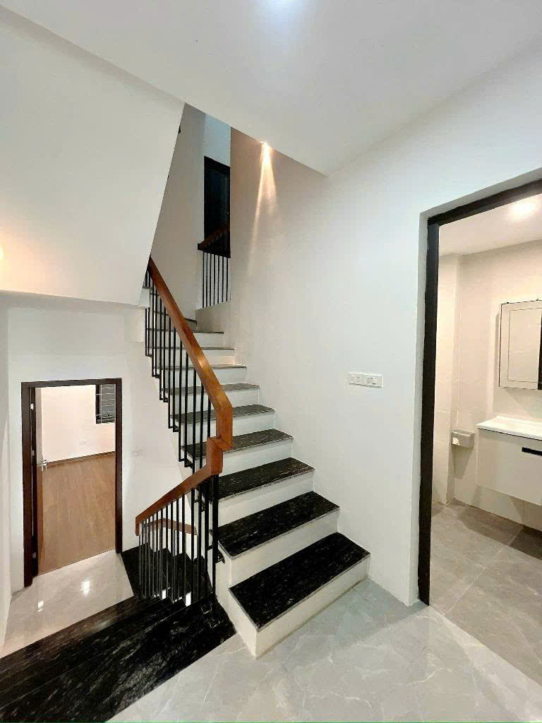 NHÀ PHỐ SIÊU ĐẸP - VŨ HỮU - THANH XUÂN - KHU KINH DOANH VIP - VỊ TRÍ SIÊU ĐỈNH, GIÁ CHỈ 18.X TỶ