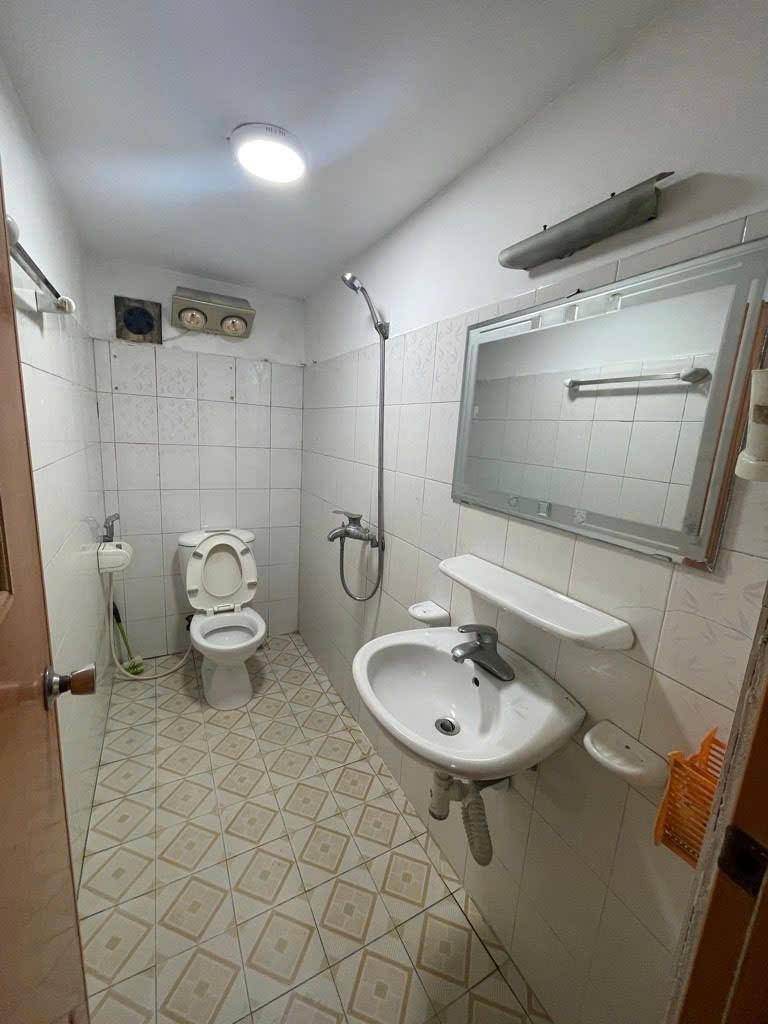 NHỈNH 8 TỶ CÓ NGAY NHÀ SAU BẾN XE MỸ ĐÌNH