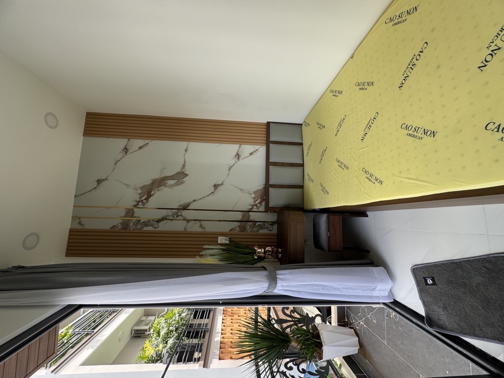 NỘI THẤT ĐẸP, RỘNG RẢI . THOÁNG MÁT, DỌN VÀO Ở NGAY, ĐƯỜNG HOÀNG HOA THÁM, VUÔNG VỨC, 20 M 2,  NHỈNH 4 TỶ