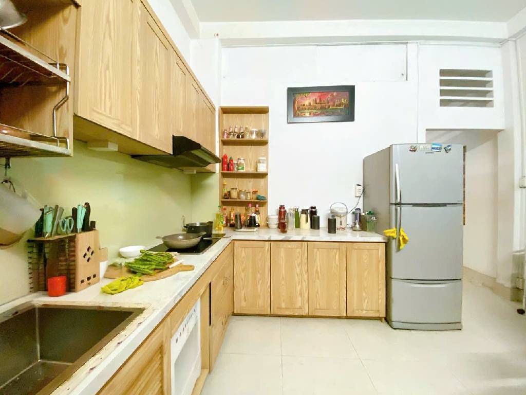 CHỦ GỬI BÁN GẤP N.HÀ 2 MẶT HẺM XE HƠI ,NGUYỄN TUÂN _NGANG 4,7 X 15M, 72 M2,  GIÁ 8,5 TỶ