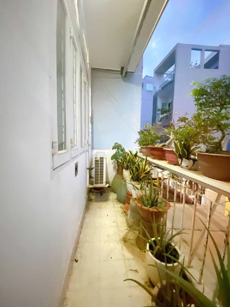 CHỦ GỬI BÁN GẤP N.HÀ 2 MẶT HẺM XE HƠI ,NGUYỄN TUÂN _NGANG 4,7 X 15M, 72 M2,  GIÁ 8,5 TỶ