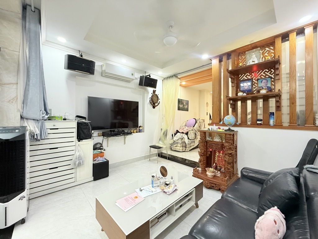 1 TÁC PHẨM N.HÀ ĐẸP 4 T.ẦNG , ĐƯỜNG BÙI ĐÌNH TÚY,   VUÔNG VỨC 55 M 2,  GIÁ 8.5 TỶ