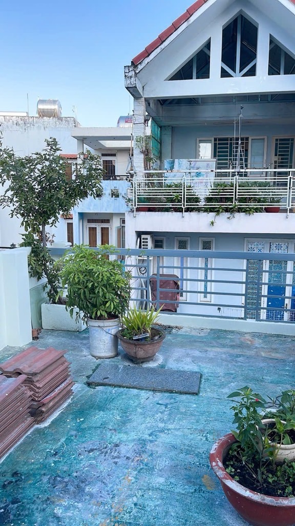 HẺM THẲNG TẤP CHẠY 1 MẠCH TỚI  N HÀ 3 TẦNG ,27M2, ĐƯỜNG THÍCH QUẢNG ĐỨC  ,  GIÁ 4,85 TỶ