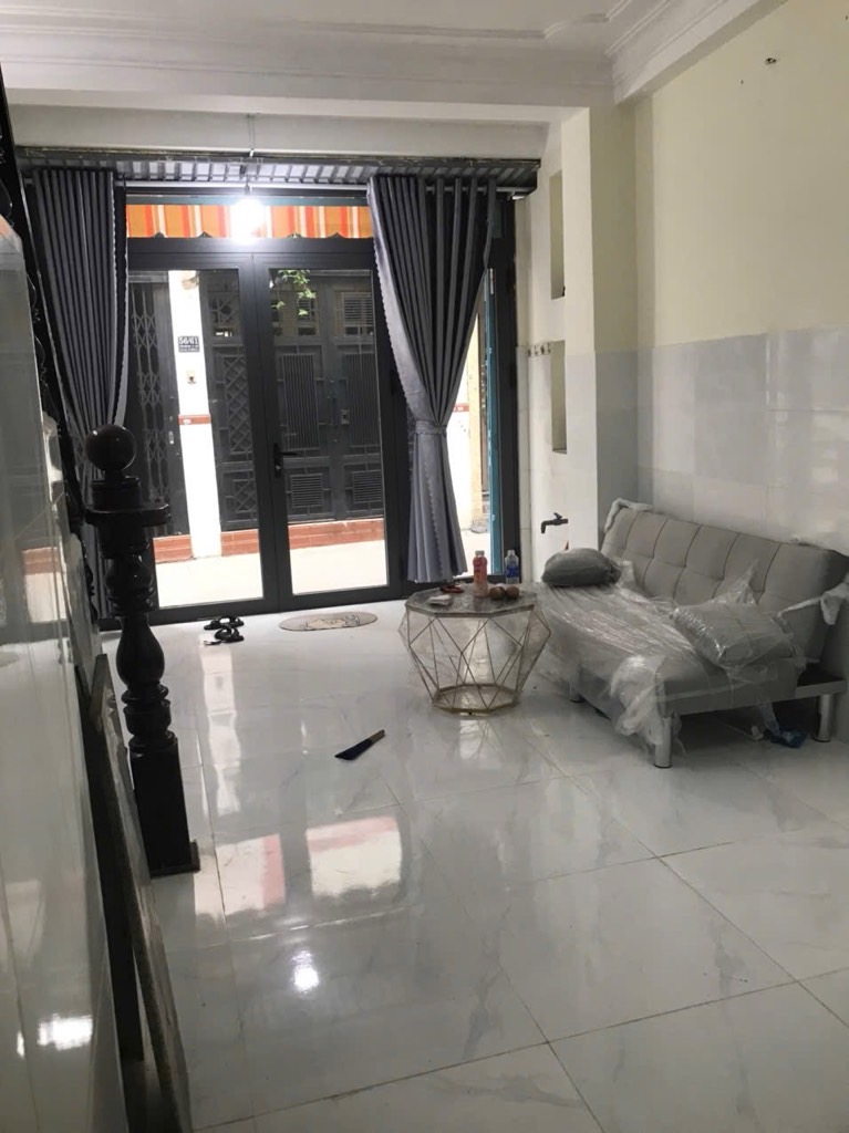 HẺM THẲNG TẤP CHẠY 1 MẠCH TỚI  N HÀ 3 TẦNG ,27M2, ĐƯỜNG THÍCH QUẢNG ĐỨC  ,  GIÁ 4,85 TỶ