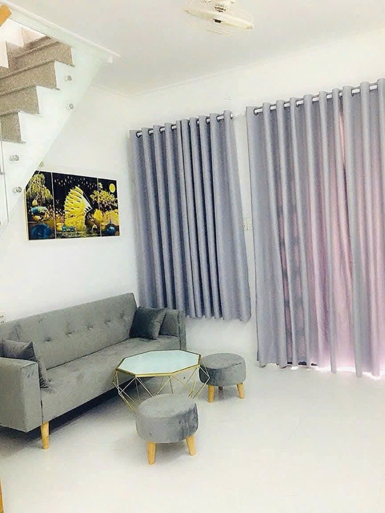 PHÚ NHUẬN, HẺM THẲNG TẤP CHẠY 1 MẠCH TỚI  N HÀ  ,20M2, ĐƯỜNG THÍCH QUẢNG ĐỨC  ,  GIÁ 4,5 TỶ