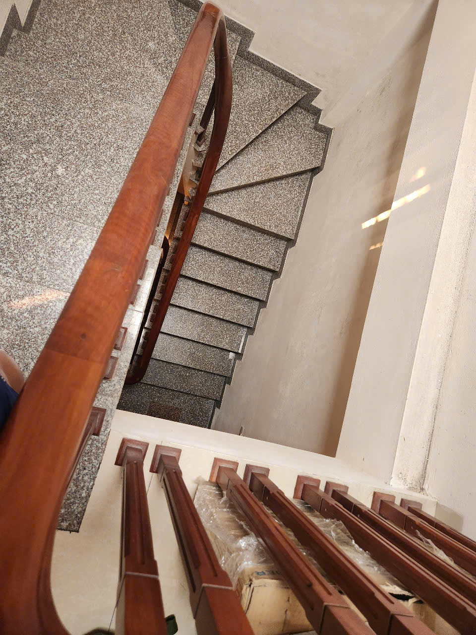 KHƯƠNG ĐÌNH - MẶT TIỀN RỘNG - DÂN XÂY - CHỈ 6 TỶ 8