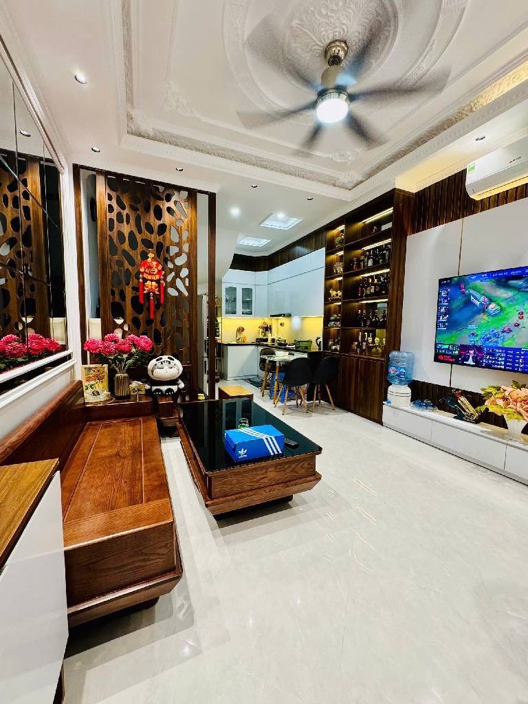 BÁN NHÀ ĐÔNG ANH -LÔ GÓC- OTO QUA- KINH DOANH  ĐỈNH 45M