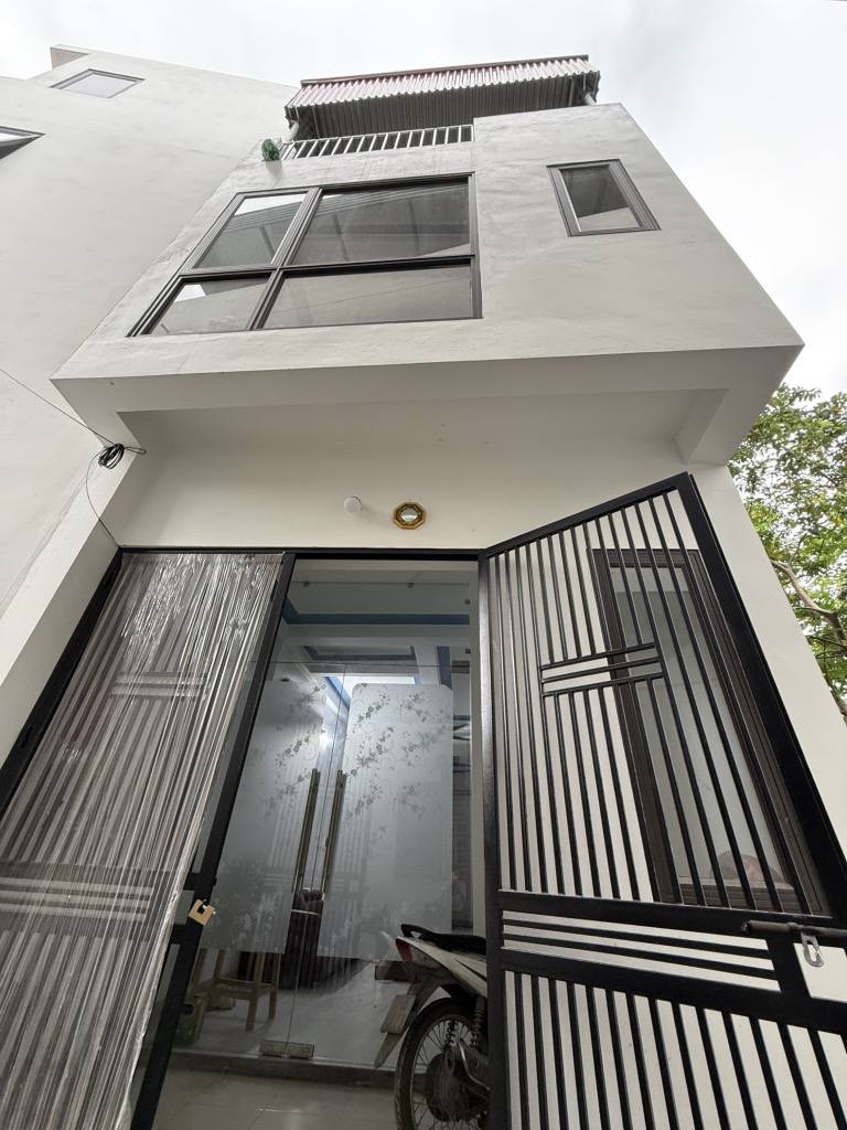 Nhà Phố Ngọc Hồi ô tô đỗ cửa 54m đầy đủ công năng N 13ty