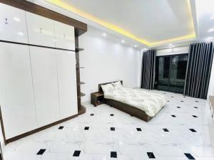 gần phố cổ, full nội thất ở long biên