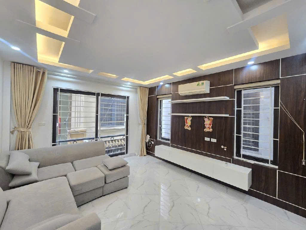 Siêu phẩm khu vực Bạch Mai - Lô góc - Ngõ thông - Nhà mới- 32m2 - 7.4 tỷ