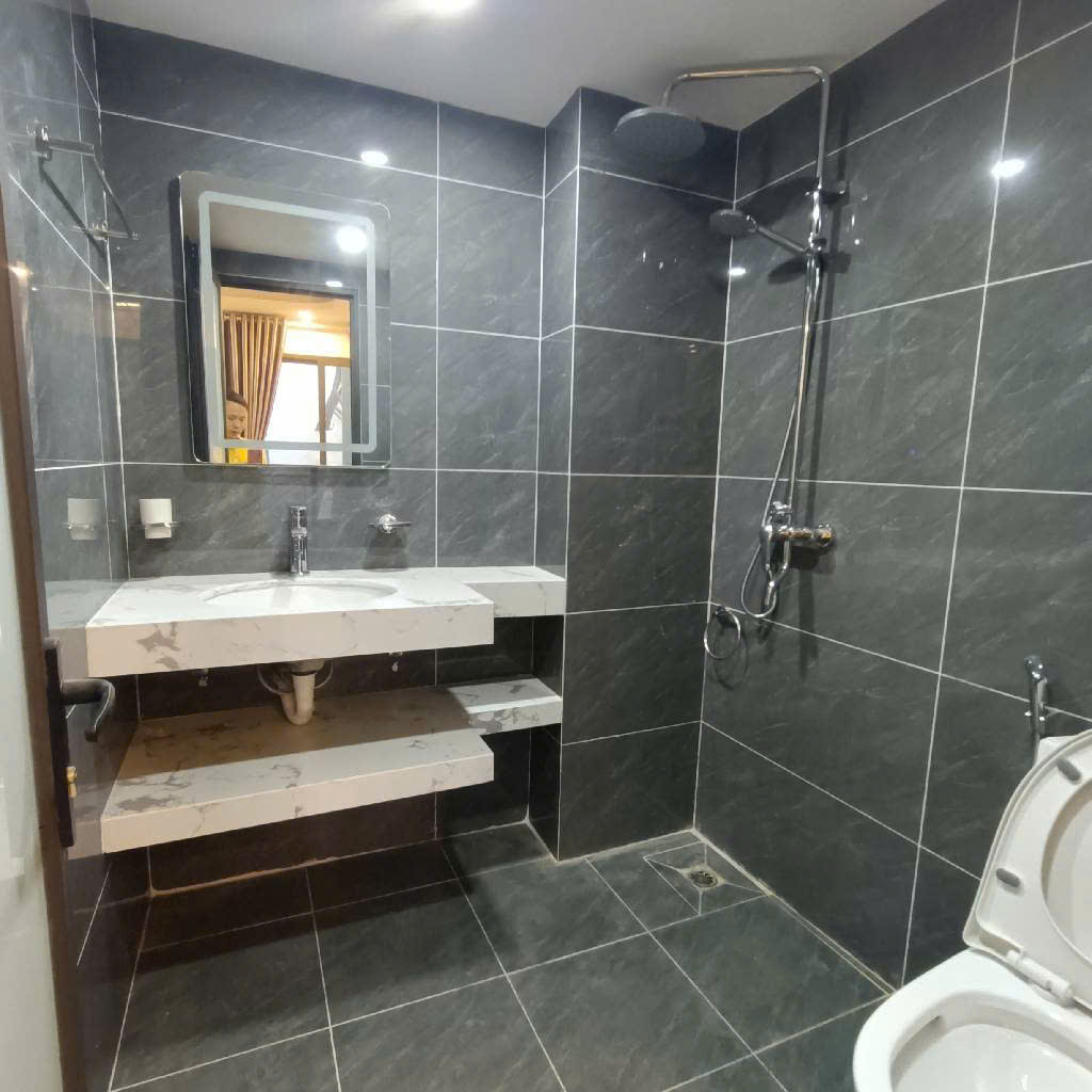 Siêu phẩm VIP Khu vực Vĩnh Tuy - Hai Bà Trưng, Full nội thất, 5 tầng, 33m2 - 8.5 tỷ