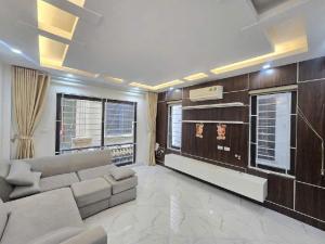 Siêu phẩm khu vực Bạch Mai - Lô góc - Ngõ thông - Nhà mới- 32m2 - 7.4 tỷ