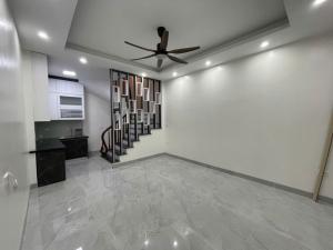 Nhà đẹp ở khu vực Vĩnh Tuy - Hai Bà Trưng, nhà 5 tầng xây mới, an sinh đỉnh cao, 30m2 - 7.2 tỷ