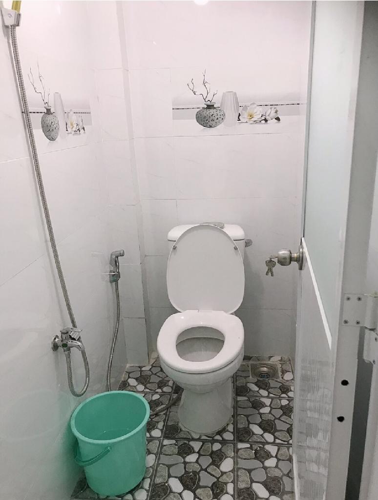 NHÀ ĐẸP MỚI ĐANG CHO THUÊ 13/THÁNG - GẦN CHỢ BÀ CHIỂU ĐI BỘ 300M - KHU AN NINH YÊN TĨNH DÂN CHÍ