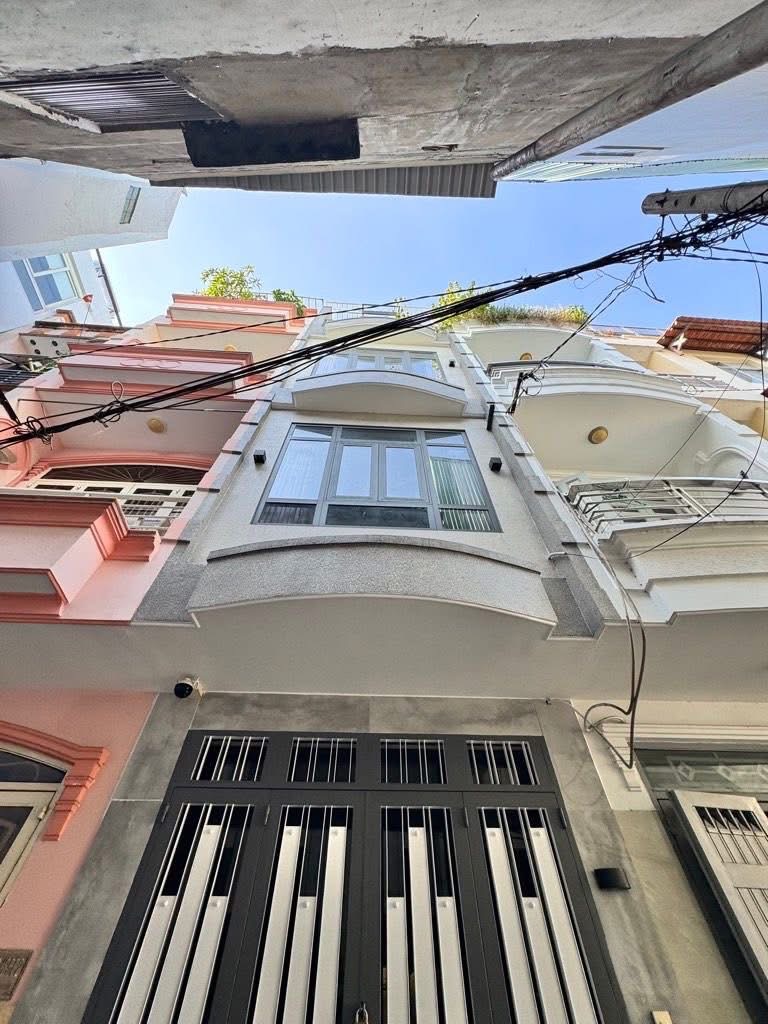 Chưa tới 10tỷ sở hưu ngay nhà đẹp tại Phú Nhuận!!