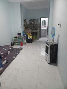 NHÀ MỚI XÂY- HẺM TRƯỚC NHÀ 4M - GẦN TRUNG TÂM BÌNH THẠNH GIÁP Q1- CÁCH NHÀ THỜ THI NGHÈ 300M