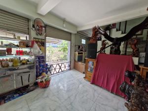 Bán căn vừa ở vừa kinh doanh làm văn phòng, 4 tầng, 62m2 ngay Linh Đông