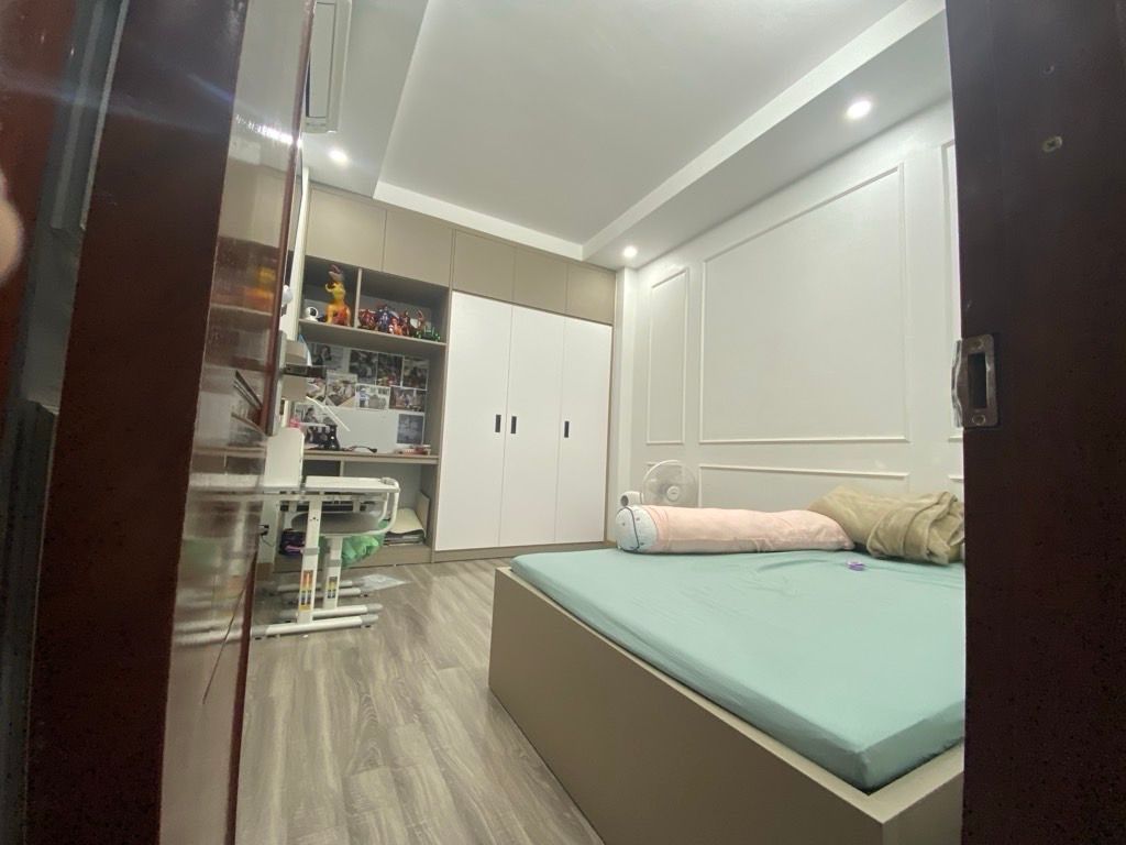 HIẾM GẶP - LÔ GÓC - 4 TẦNG - 3 THOÁNG - GIÁ TỐT, CHỐT NGAY 6,9 TỶ