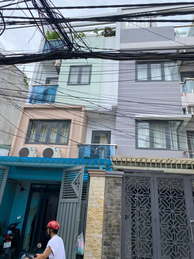 Siêu phẩm trung tâm quận 7, cần bán gấp.