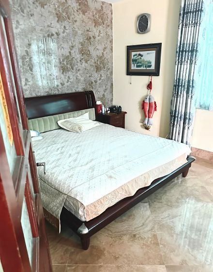 Nhà Phân Lô Ô Tô 5 Tầng Phố Văn Cao - 43m2 - Mặt tiền 5M - Trung Tâm Ba Đình