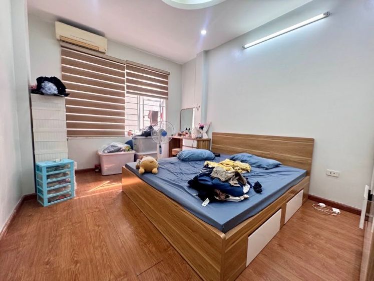 Nhà đẹp 5 Tầng Phố Quan Nhân - 30m2 - Gần Phố - Trung Tâm Thanh Xuân - Ở Ngay