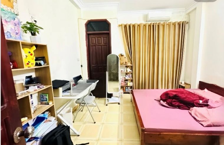 Duy Nhất 1 Căn 6.x Tỷ - Lô Góc Phố Định Công 35m2 - Cách Ô Tô 30m - Gần Hồ Vị Trí Trung Tâm