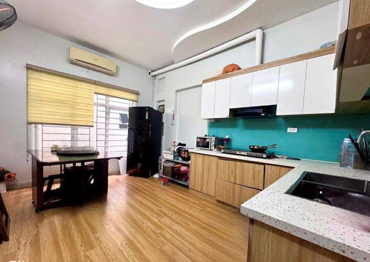 Chỉ 8 Tỷ - Căn Hiếm Còn Sót Lại Tại Thanh Xuân - 5 Tầng - 20 M Ra Phố - Gần Hồ - Nhà Đẹp Về Ở Ngay