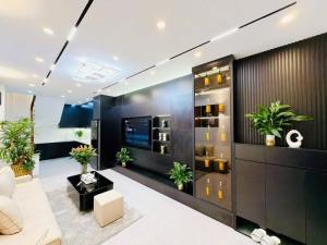 Nhà Mới 5 Tầng Minh Khai - 33m2 - Ngõ Thoáng, Cách Ô Tô 50M - Trung Tâm Hai Bà Trưng - Giá Tốt