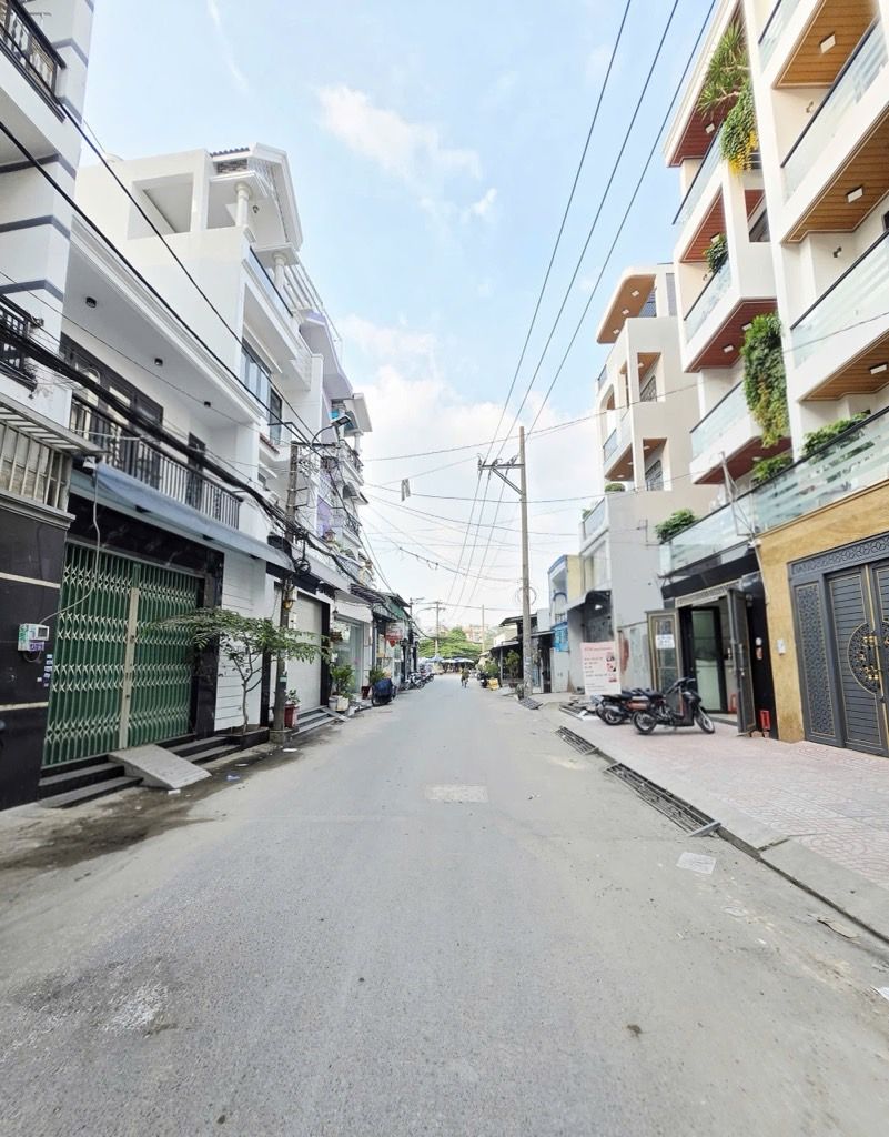 NHÀ MỚI 5 TẦNG – LÊ ĐÌNH CẨN – HẺM XE TẢI TRÁNH – KHU TÊN LỬA – GIÁ 8.7 TỶ