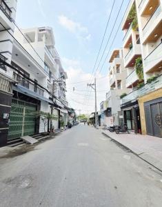 NHÀ MỚI 5 TẦNG – LÊ ĐÌNH CẨN – HẺM XE TẢI TRÁNH – KHU TÊN LỬA – GIÁ 8.7 TỶ