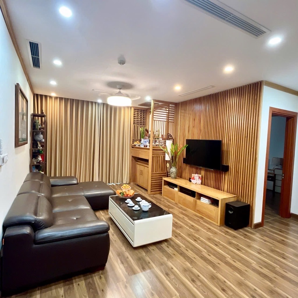 GIA ĐÌNH CHUYỂN CÔNG TÁC CẦN NHƯỢNG LẠI CĂN HỘ CAO CẤP S2 KHU ĐÔ THỊ GOLDMARK CITY DIỆN TÍCH 94m2. 3 PHÒNG NGỦ - 2 PHÒNG