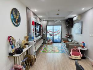 GIA ĐÌNH CHUYỂN CÔNG TÁC CẦN NHƯỢNG LẠI CĂN HỘ CAO CẤP S1 GOLDMARK CITY 94m 3PN 2VS GIÁ 9,5 Tỷ F