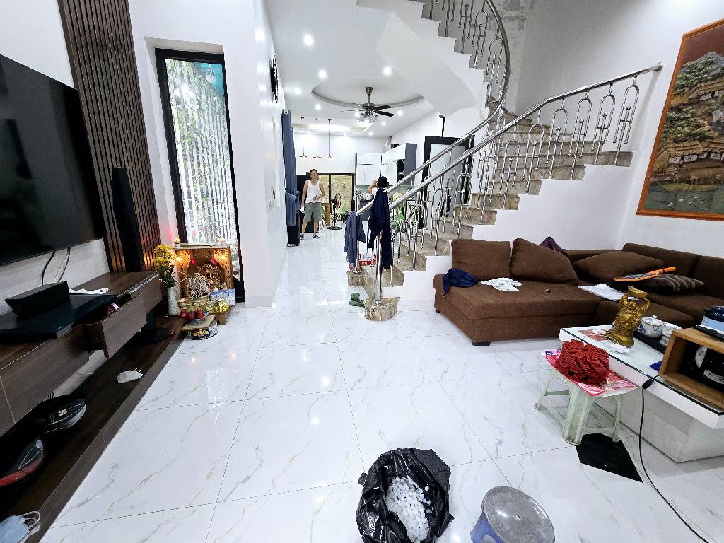 NHÀ PHỐ NGUYỄN KHOÁI OTO ĐỖ CỬA