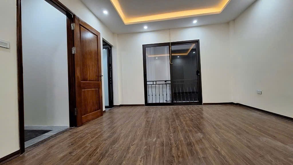 Bán Gấp Nhà Đẹp Kim Chung Đông Anh, Nhà Đẹp 45M2 6,1M Mặt Tiền, 4,5Tỷ