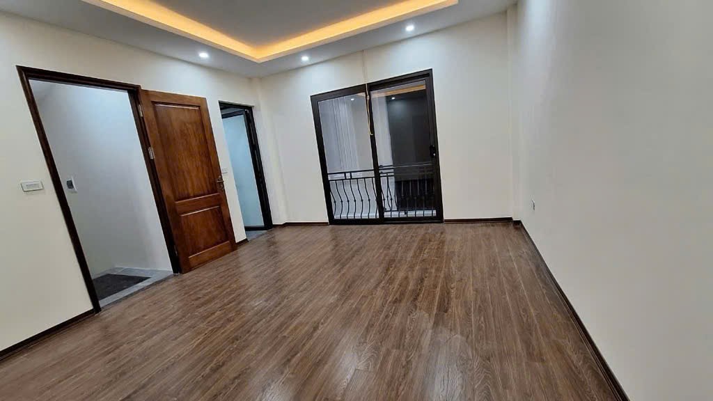 Bán Gấp Nhà Đẹp Kim Chung Đông Anh, Nhà Đẹp 45M2 6,1M Mặt Tiền, 4,5Tỷ