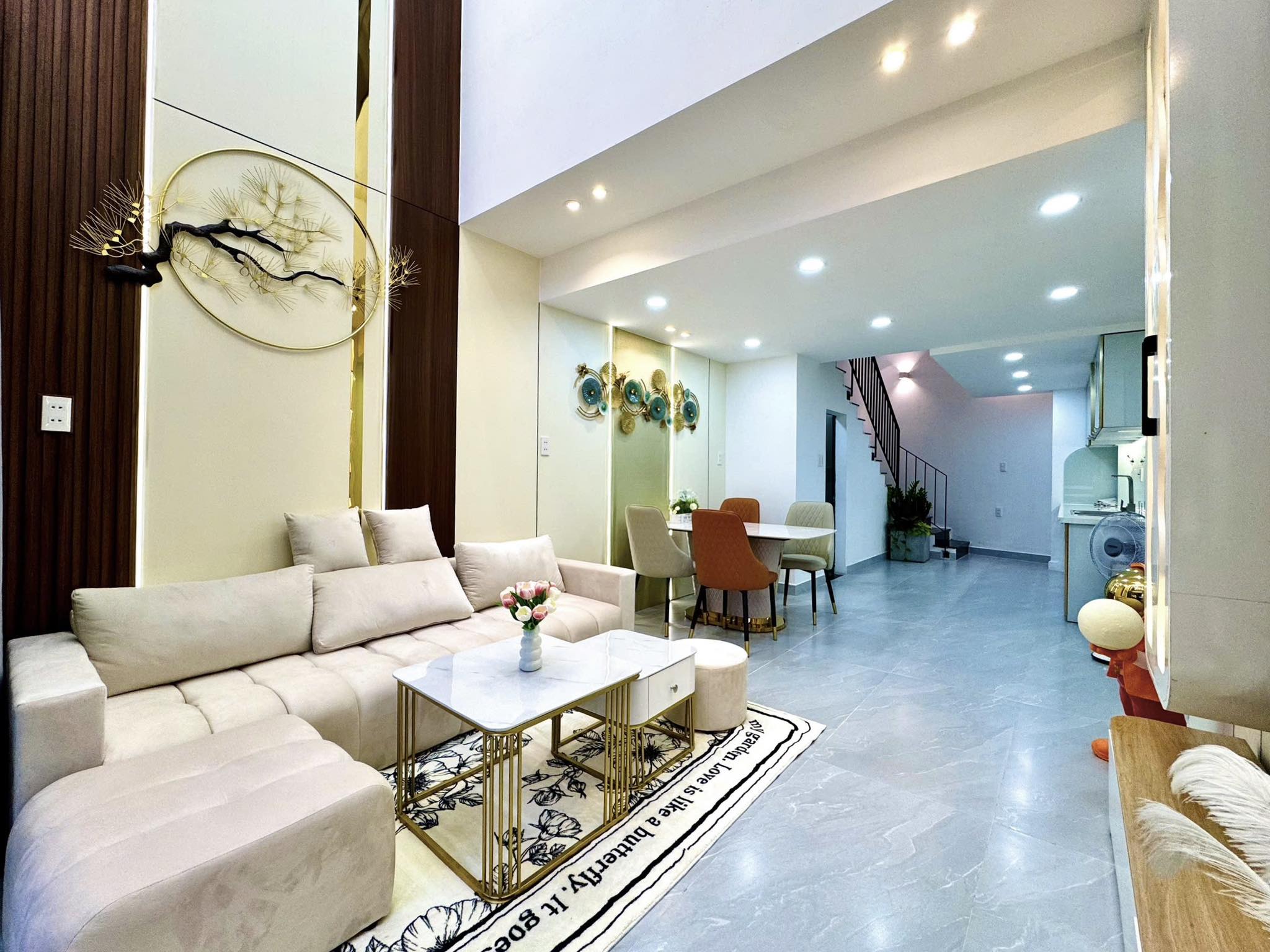 cần bán nhà gần phạm văn đồng