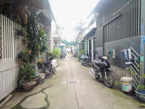 cần bán nhà khu vực linh xuân thủ đức