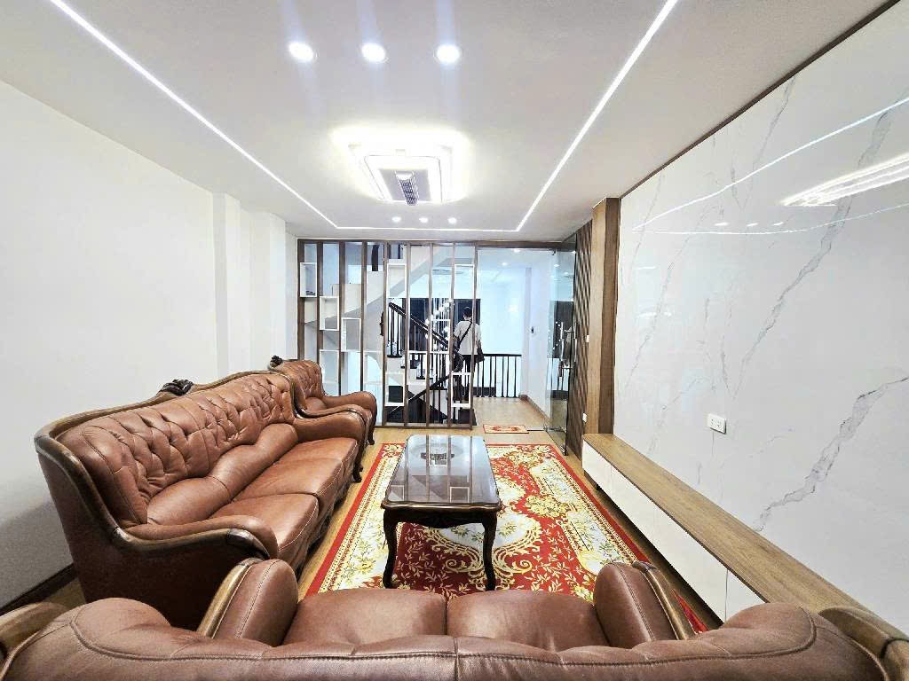 LÔ GÓC 3 MẶT THOÁNG VĨNH VIỄN, TRUNG TÂM ĐỐNG ĐA, TÒA CCMN 9PN KHÉP KÍN, DOANH THU 50TR/THÁNG