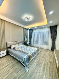 Bán nhà ngọc thuỵ