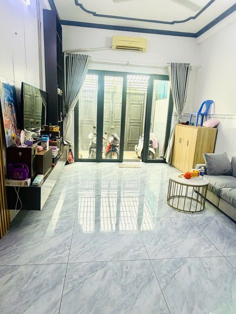 Hẻm nhựa xe tải Trần Thánh Tông - 2 tầng - 64m2 - 4 x 16- chỉ 7,6 tỷ.