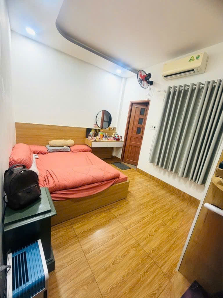 Hẻm nhựa xe tải Trần Thánh Tông - 2 tầng - 64m2 - 4 x 16- chỉ 7,6 tỷ.