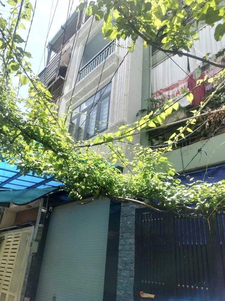 Bán nhà 3 tầng Nguyễn Phúc Chu P.15 Tân Bình, 46,4m2, Tuyệt tác vị trí trung tâm, chuẩn sống an ninh, tiện ích liền kề. Giá 6,1 tỷ.