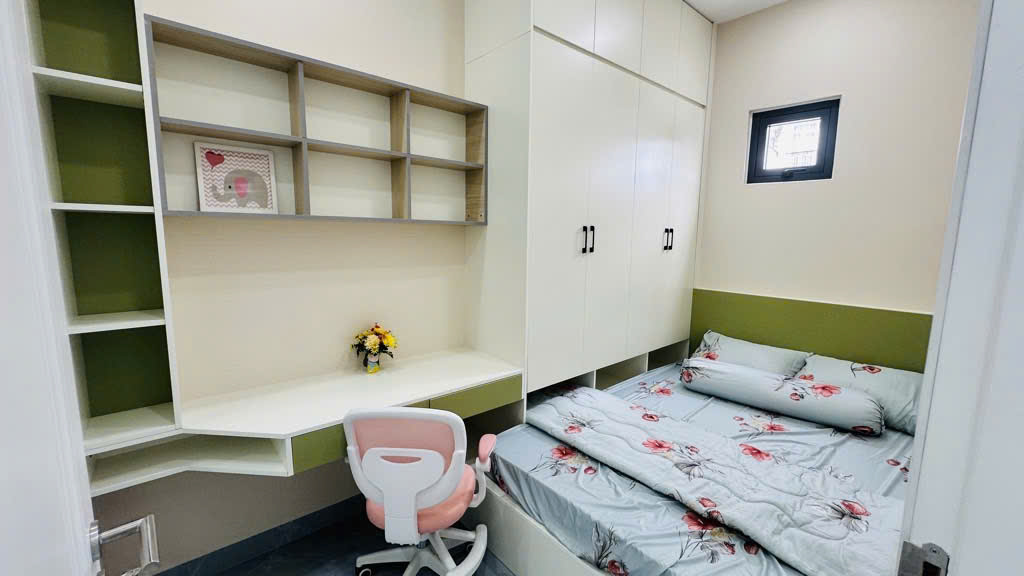 Bán nhà hẻm xe hơi Phan Huy Ích, 4 tầng, 40m2, Giá 7,39 tỷ.