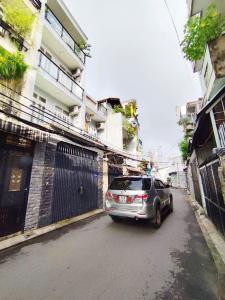 Hẻm xe tải nhựa Phan Huy Ích - 70m2 - 5 x 14 - 2 tầng - Chỉ 8,9 tỷ.