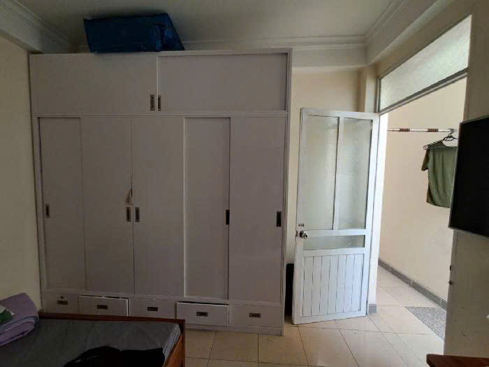 Nhà dân xây Ngọc Thụy Long Biên