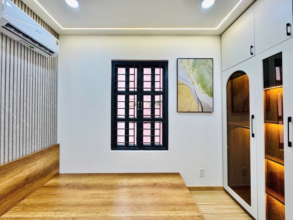 Nhà 4Tầng mới hẻm thông ngay Chợ Ga, Phú Nhuận chỉ 4,xx tỷ