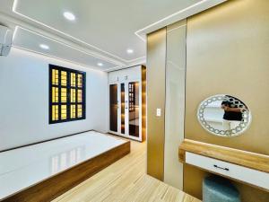 Nhà 4Tầng mới hẻm thông ngay Chợ Ga, Phú Nhuận chỉ 4,xx tỷ