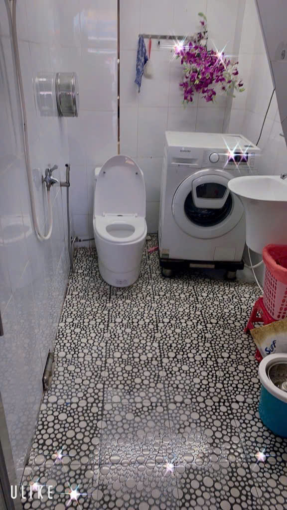 Mặt tiền đỉnh cao  - Ngay Vòng xoay Đầm Sen , nhỉnh 5,x Tỷ